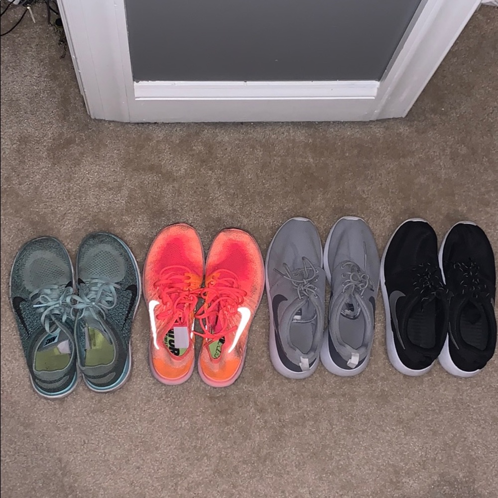 Nike Tennis Shoes